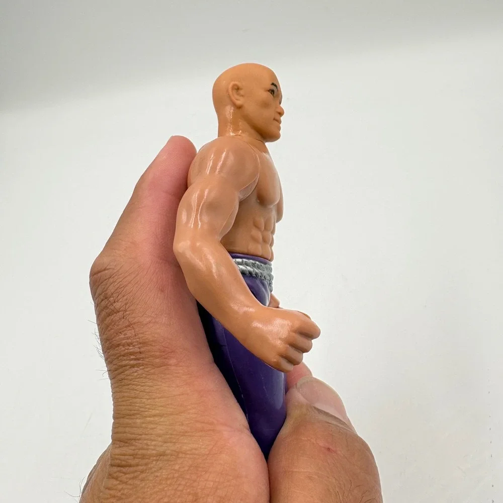 Remco Secret of the Ninja Gold Shaolin Monk Auction Figure Vintage 1984